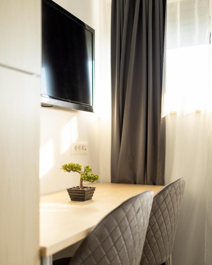 Apartments Trzin-Mlake W Free Parking Kültér fotó